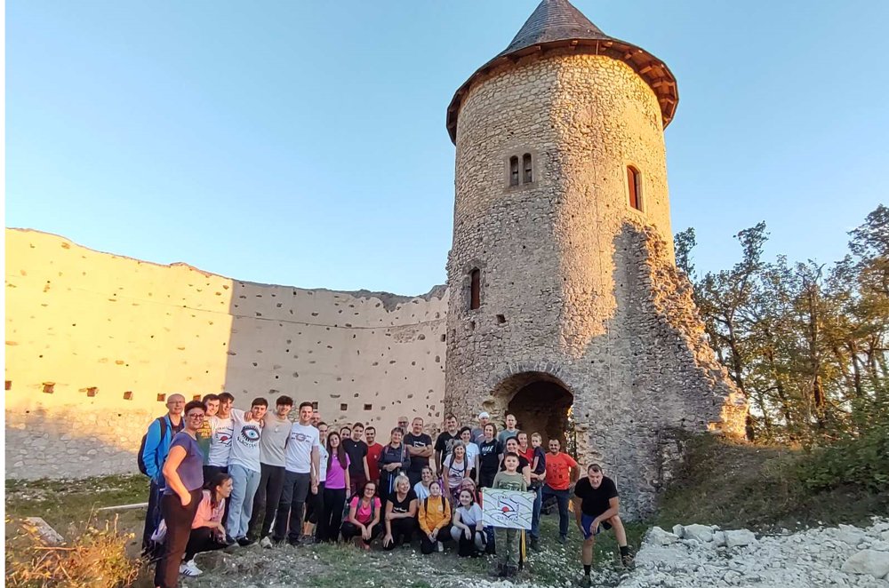 
 Susret na Gračanici
